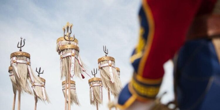 “Бид Азийн цээжинд орших тусгаар тогтносон, ардчилсан эх оронтой”