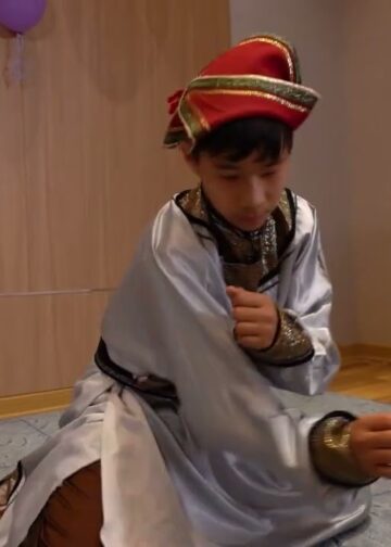 Сурагч Б.МАРГАД-ЭРДЭНЭ: ХОТОН БҮЖИГ “ЖУРАЙ ГЭЛДЭН”