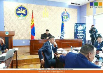 Анхдугаар хуралдааныг ХАМГИЙН ахмад төлөөлөгч С.ЦОЛМОН удирдан явуулав