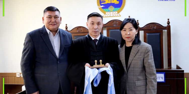 УВС АЙМАГ ДАХЬ СУМ ДУНДЫН АНХАН ШАТНЫ ШҮҮХИЙН ЕРӨНХИЙ ШҮҮГЧ СОНГОГДЛОО