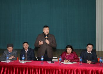 Аймгийн Засаг дарга Цагаанхайрхан суманд ажиллав