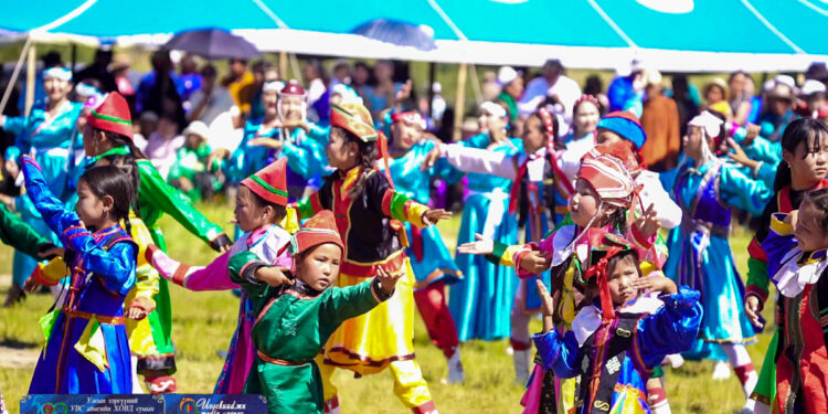 ХОВД СУМЫН 100 ЖИЛИЙН ОЙН НЭЭЛТИЙН ЦОМОГ