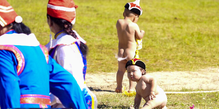 ХОВД СУМЫН 100 ЖИЛИЙН ОЙН НЭЭЛТИЙН ЦОМОГ