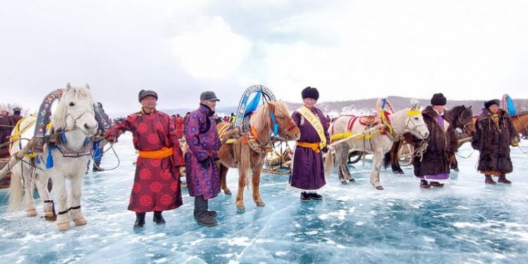 Монгол Улс нийт жуулчдынхаа 23 хувийг өвөл хүлээж авдаг. 