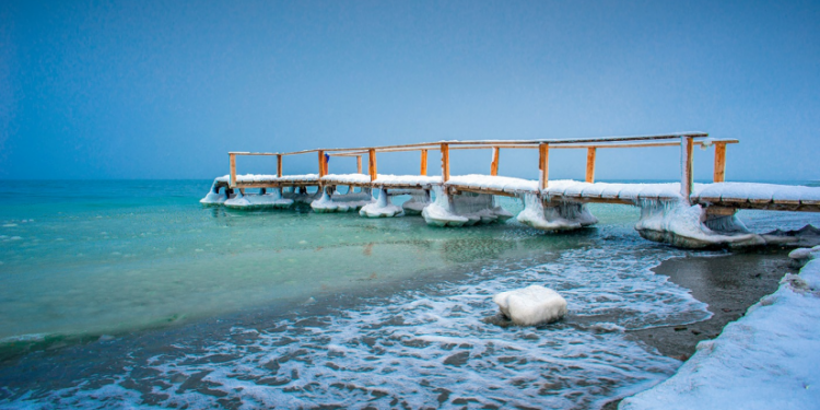 Монгол Улс нийт жуулчдынхаа 23 хувийг өвөл хүлээж авдаг. 