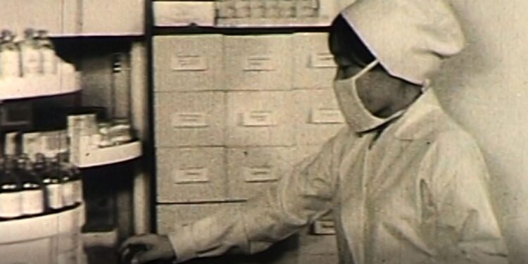 Сумын хүн эмнэлэг 1971 оноос  ИХ ЭМЧ-ийн салбар болон өргөжив