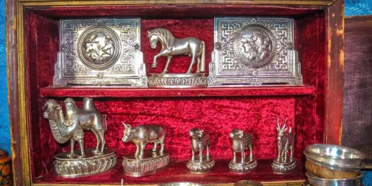 БНМАУ-ын Алдарт сайн малчин, Тэргүүн баян Бөөрийн Иргэлд ямар шагнал өгч байв?