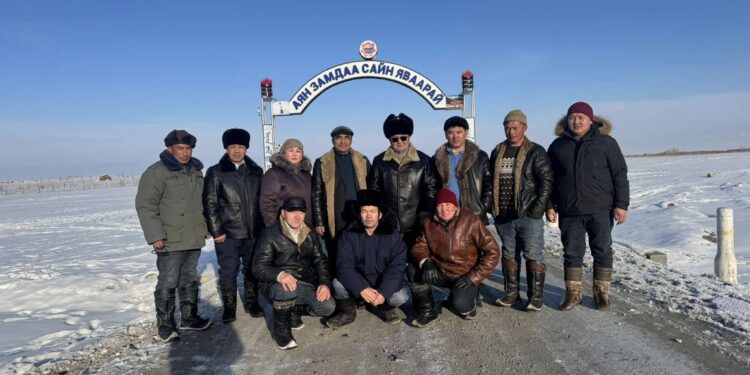 ТАРИАЛАН СУМААС ШИЛЖИН ОЧСОН НУТГИЙН ИРГЭДТЭЙГЭЭ УУЛЗАЛТ ХИЙНЭ