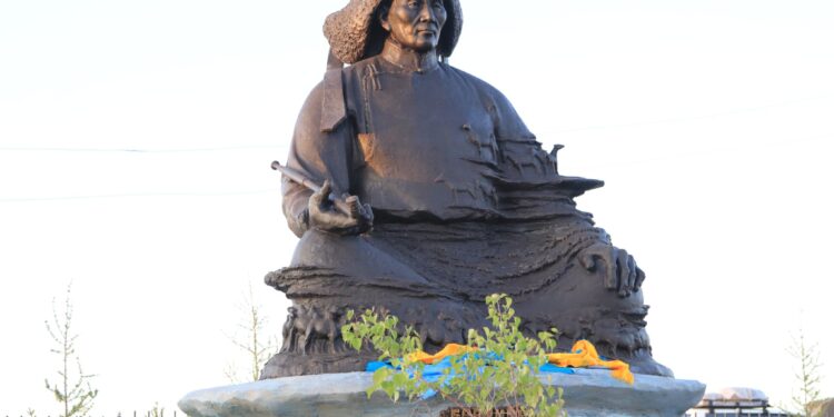 Хамгийн олон малтай БНМАУ-ын алдарт сайн малчин Бөөрийн ИРГЭЛ