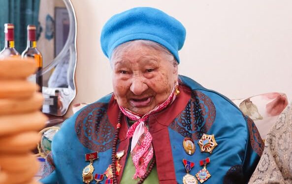 Увс аймгийн ХАМГИЙН ӨНДӨР НАСТАЙ иргэн 104 настай