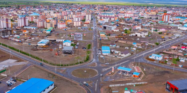 ҮЙЛЧИЛГЭЭНИЙ САЛБАРААРАА ТАНИГДСАН ЭРХМҮҮД ТӨРӨЛХ АЙМГИЙНХАА ТҮҮХТ ОЙД ХАНДИВ ӨРГӨНӨ