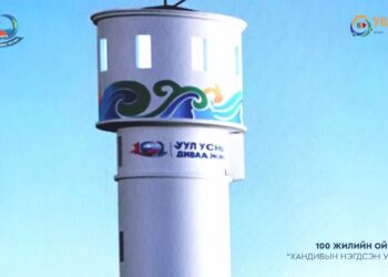 Өндөр цагаан худгийг засварлаж  гэрэлтүүлэгтэй болгоно