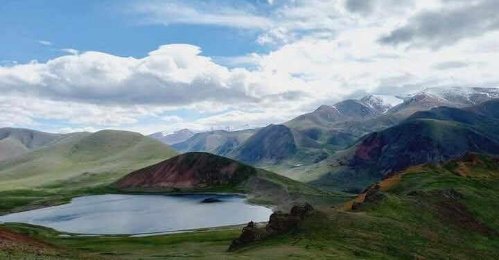 Төрөлх сумынхаа түүхт 100 жилийн ойд МЯНГАН багийн иргэдийн хандив