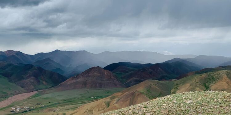 Төрөлх сумынхаа түүхт ойд ТАРВАГАТАЙ багаас хандив өргөсөн иргэд