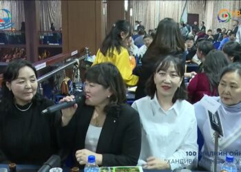 1985 оны төгсөгчдийн төлөөлөл 13 сая₮ хандивлаж, 50 сая₮-ийн суулгац өгөхөө амлав