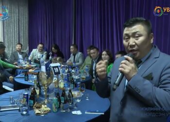 2006 оны төгсөлтийн хамт олон түүхт ойдоо зориулан 30 САЯ₮ хандивлана