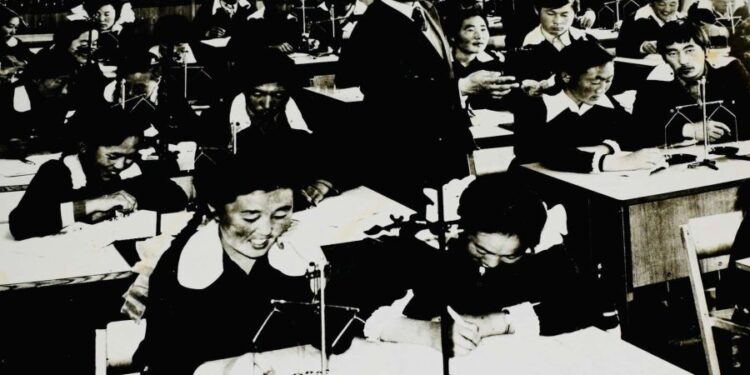 МОНГОЛ УЛСЫН ГАВЬЯАТ БАГШ ГОЙРОВЫН ГОМБОЖАВ