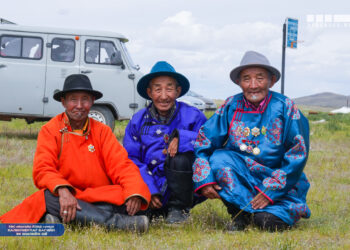 ХАЛИУНБУЛАГ БАГИЙН 90 ЖИЛИЙН ЗУРГУУДААС