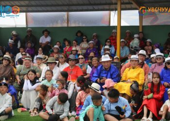 Сумын наадам хамгийн сайхан…