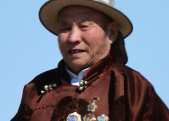 Монгол улсын хөдөлмөрийн баатар Галдандаваагийн Шагдарсүрэн