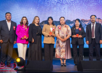 Мөнхийн чанар ХХК-иас 3 ХУДАЛДАА ҮЙЛЧИЛГЭЭНИЙ ТЭРГҮҮНИЙ АЖИЛТАН тодорч шагналаа авав