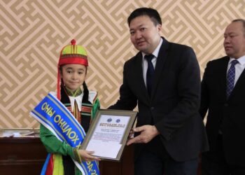 Торгууд биелгээ Г.Сэлэнгэ 6-р сургууль