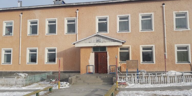 Цагаанхайрхан сумын цэцэрлэгийн анхны эрхлэгч: Дүрзээ