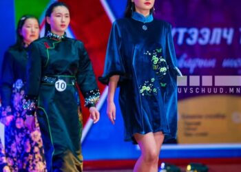 Гэрэл урлан/ Бүтээлч түншлэл 2022 загварын шоу