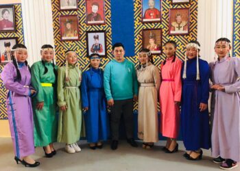 Авьяас-2023 Хяргас сум Монгол ардын  уртын дуу “Хан Уулын Орой”