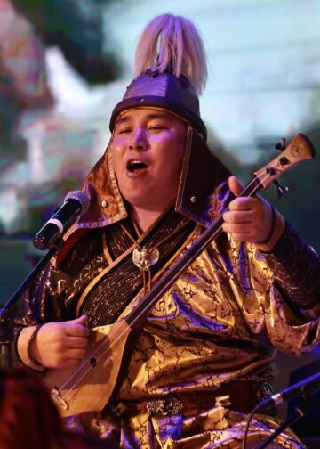 Хөөмийч Д.БАСАН Олон улсын наадмын 8 дахь түрүүгээ хүртлээ