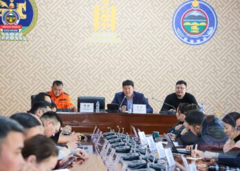 АЙМГИЙН ОНЦГОЙ КОМИСС ХУРАЛДЛАА.