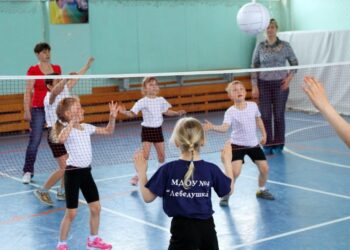 Мини волейболын тэмцээн / Эрдмийн эхлэл сургууль