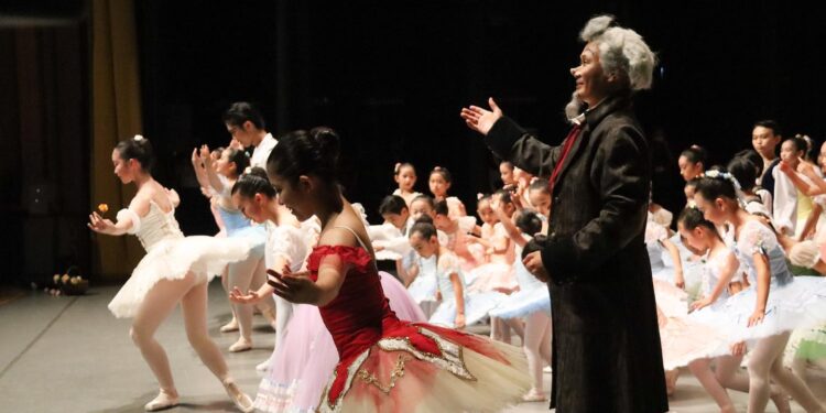 А.Хангай: Би хүүхэд залуусыг театрт очоосой гэж хүсдэг