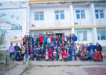 Хяргас нуур багийн малчид түүхт ойн мэнд дэвшүүлэв