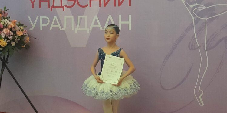 Шинэ жилийн баярыг догдлон хүлээдэг Н.Мичидмаагийн түүх