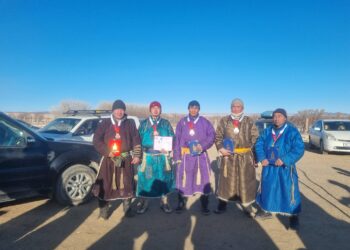 Наранбулаг суманд мөсөн сур харвааны аваргууд тодорлоо