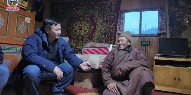 Засаг даргын зөвлөх Д.Төмөр-Очир Малчин суманд ажиллаа