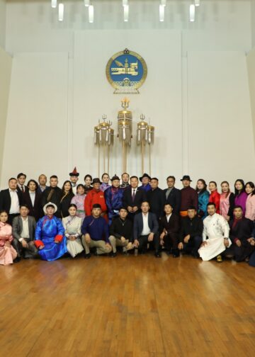 УВС АЙМГИЙН ОЙРАД ТЕАТРЫН ТУХАЙ