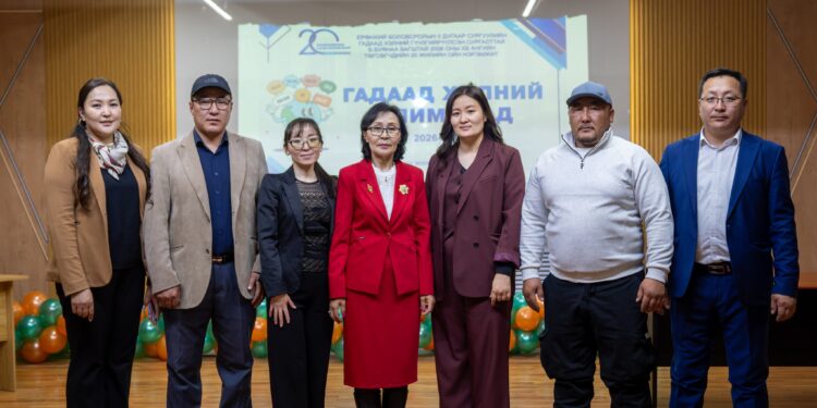 2-р сургуулийн 2006 оны төгсөгчид Гадаад хэлний олимпиад зохион байгууллаа