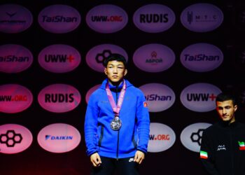 Б.Мөнх-Эрдэнэ Азийн аваргаас хоёр дахь медалиа хүртлээ